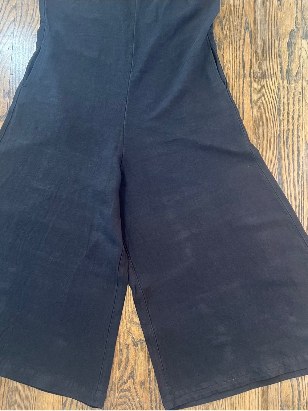 Uniqlo Black Wide-Leg Sleeveless Jumpsuit - Picture 2 of 8